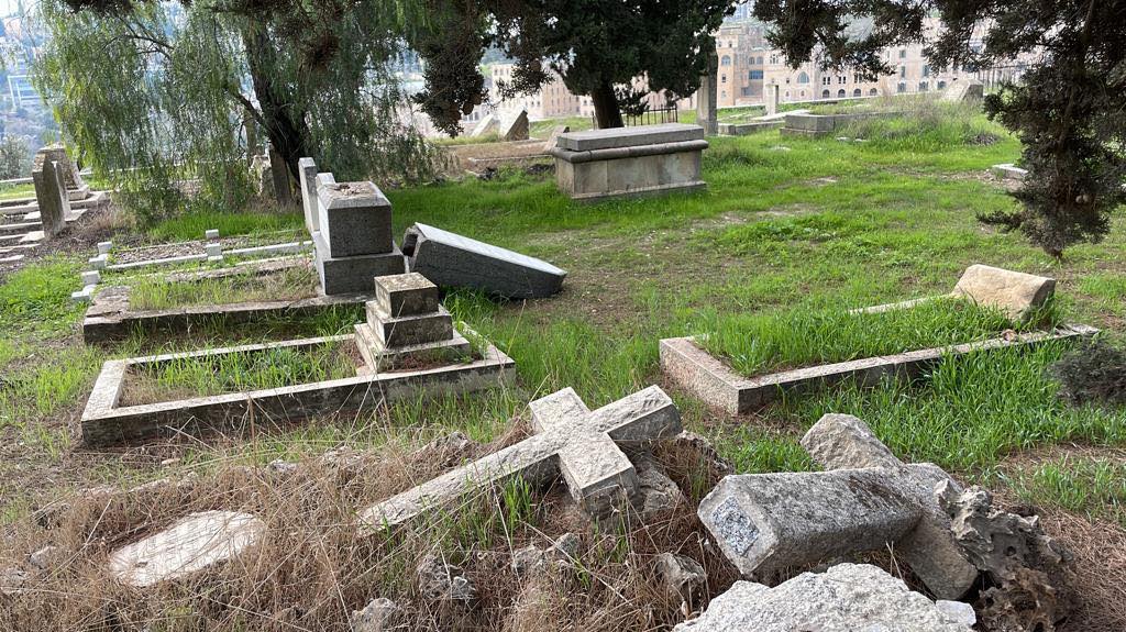 صلبان مدمران