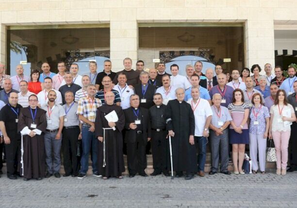 slide-canonical-conference-1689056208-612x430