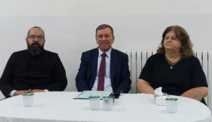 من اليمين فاتن سميرات، هايل عياش وخليل حجازين